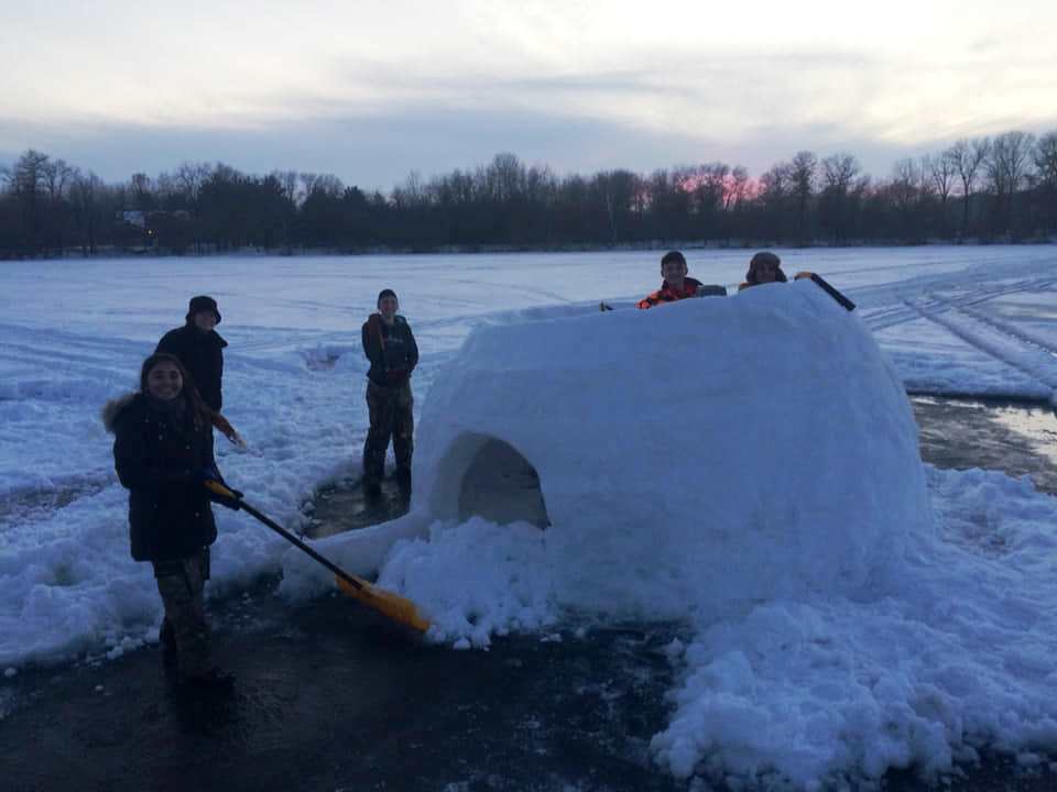 Building Igloo